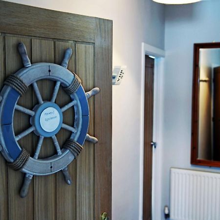 Mermaid Apartment - Sea Front Apartment With Views Saundersfoot Exteriér fotografie